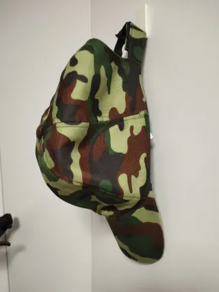 Gorra de camuflaje con visera