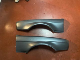 Aletas Delanteras Fibra BMW E30