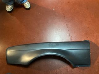 Aletas Delanteras Fibra BMW E30