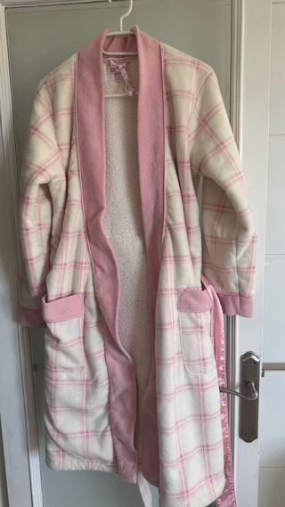 Bata polar cuadros rosa y blanco