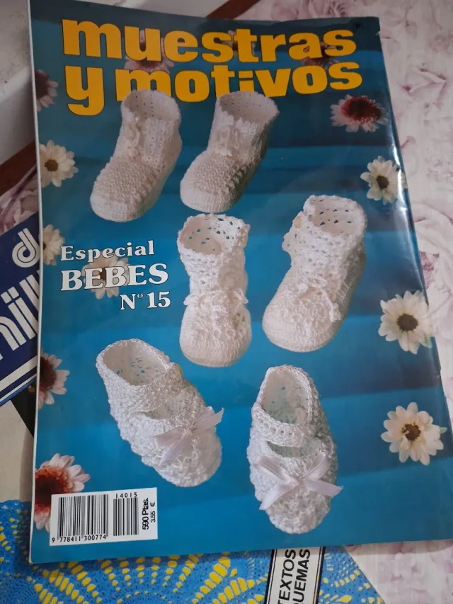 Muestras y motivos/ El mundo del ganchillo