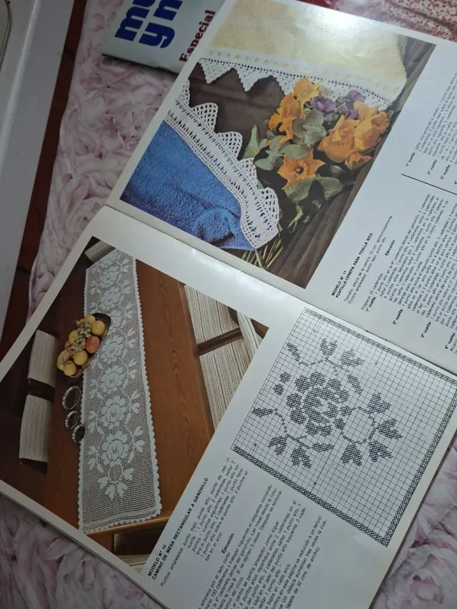 Muestras y motivos/ El mundo del ganchillo