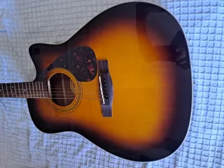 Chitarra Elettroacustica Yamaha FX370C