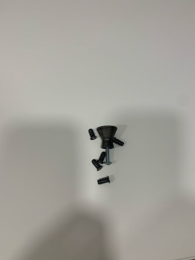 Mesa de cocina de madera blanca