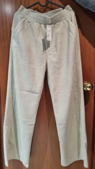 Pantalons amples de pana