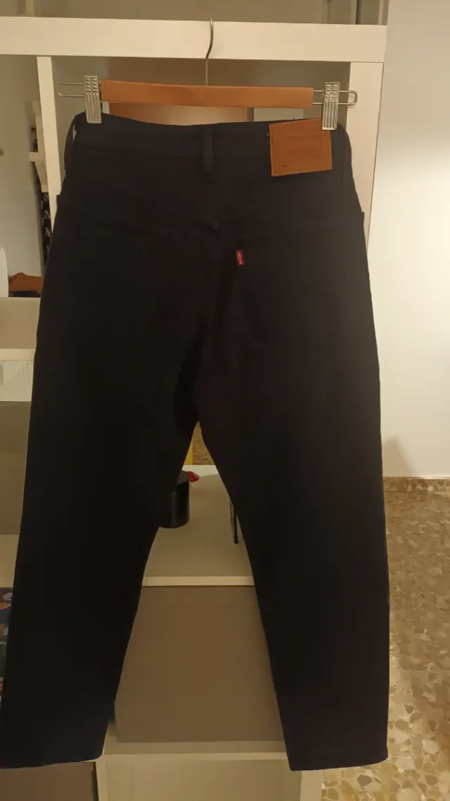 Pantalón vaquero negro mujer