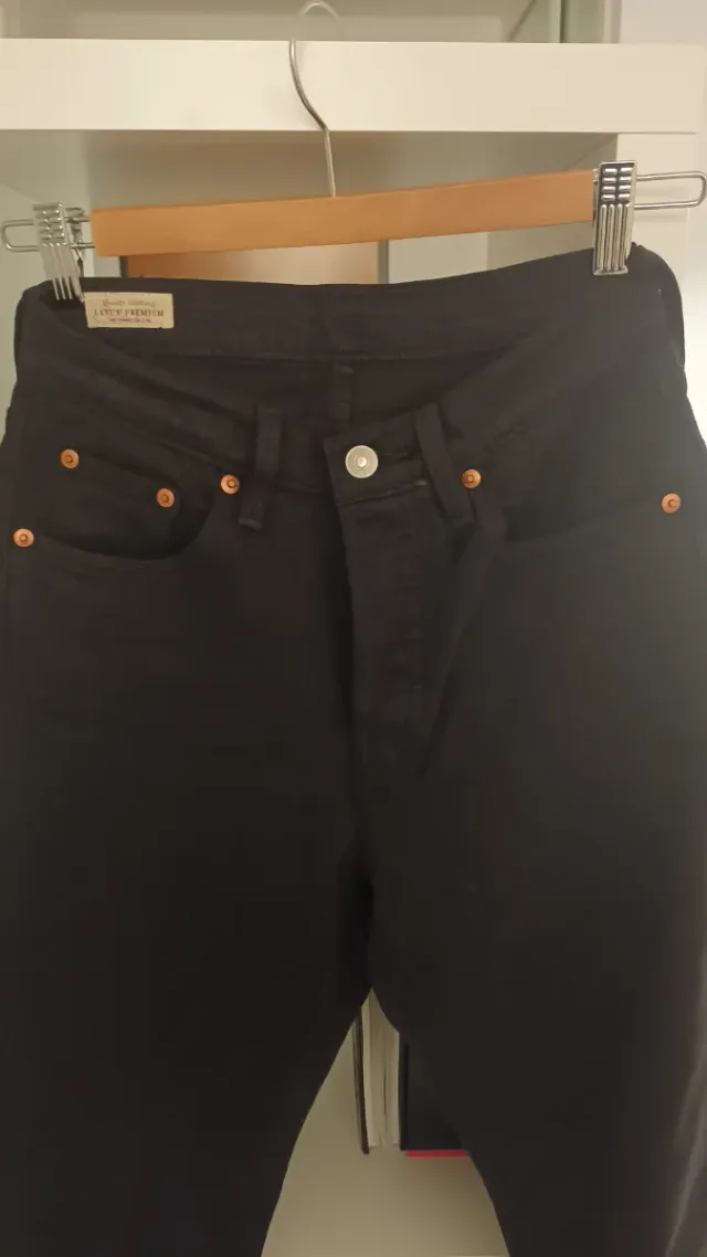 Pantalón vaquero negro mujer