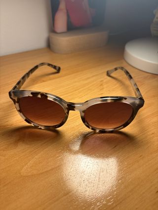 Gafas de sol estilo tortuga