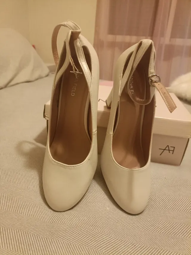 Zapatos de tacón Anna Field beige y blanco 38 y 39