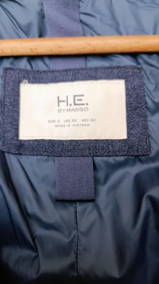 Chaqueta acolchada mango plumas