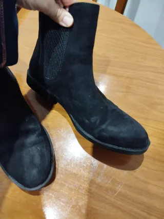 Botines negros de ante