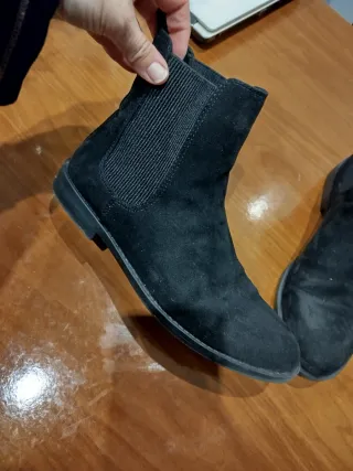 Botines negros de ante