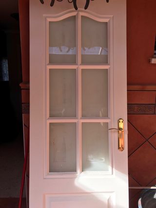 Puerta madera blanca