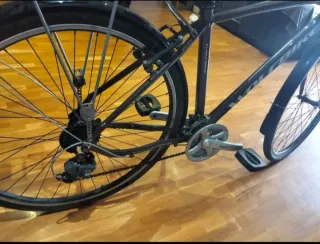 Bicicleta de paseo como nueva