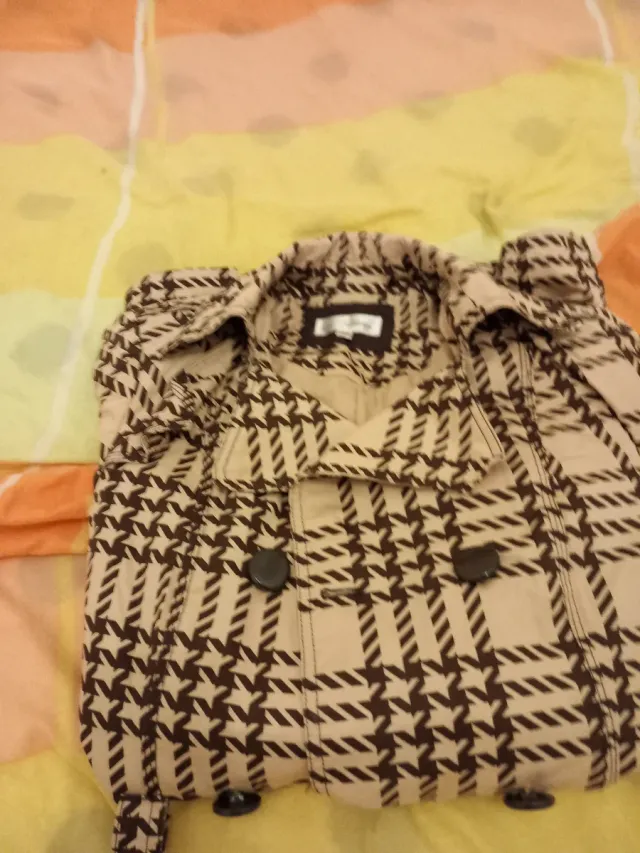 Abrigo de mujer estampado