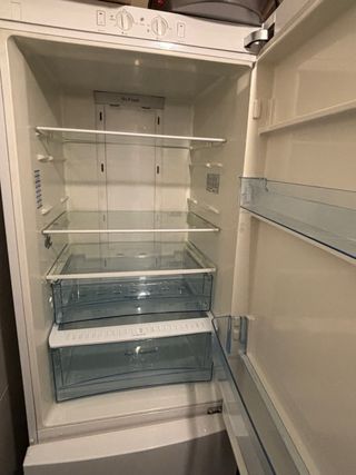 Nevera Haier Combi No Frost 60cm