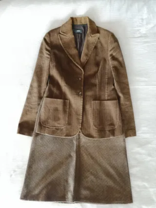 Traje pana marrón chaqueta y falda