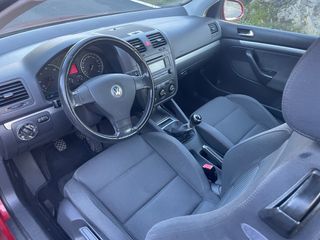 Volkswagen Golf 2005