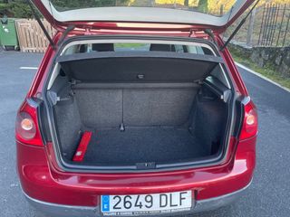 Volkswagen Golf 2005