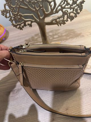 Bolso Parfois Marrón Perforado