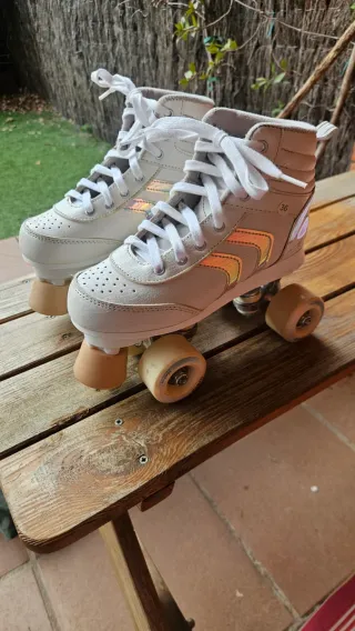 Patines 4 Ruedas Blancos Holográficos,talla 36