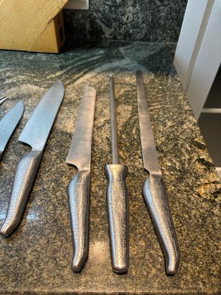 Set di coltelli da cucina di Javier Mariscal