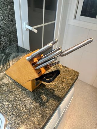 Set di coltelli da cucina di Javier Mariscal