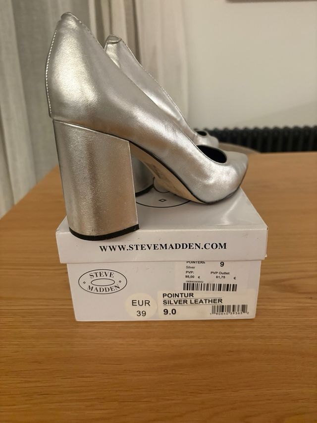 Zapatos de tacón Steve Madden plateados