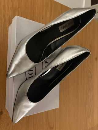 Zapatos de tacón Steve Madden plateados