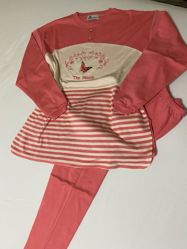 Pijama - camisón mujer. T/L  “ Leóni”