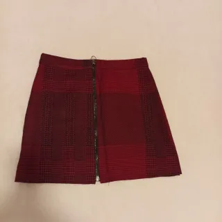 Falda Stradivarius T38 cuadros