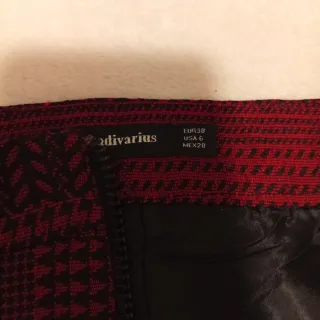 Falda Stradivarius T38 cuadros