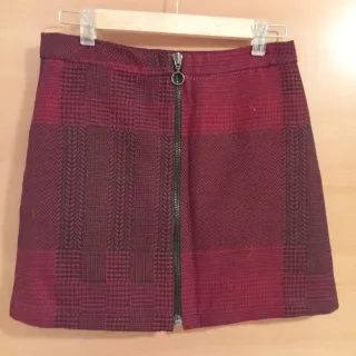 Falda Stradivarius T38 cuadros