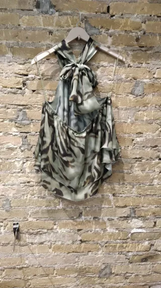 Top verde estampado cebra