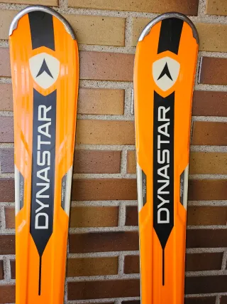 Esquís Dynastar Speed Zone 7 +fijaciones 175 cms.