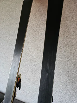 Esquís Dynastar Speed Zone 7 +fijaciones 175 cms.