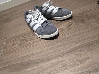 Adidas Forum 2000 Zapatillas Grises y Blancas