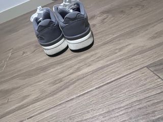 Adidas Forum 2000 Zapatillas Grises y Blancas