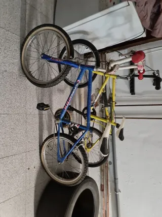 Bicicletas BMX AKM y California BH XL2