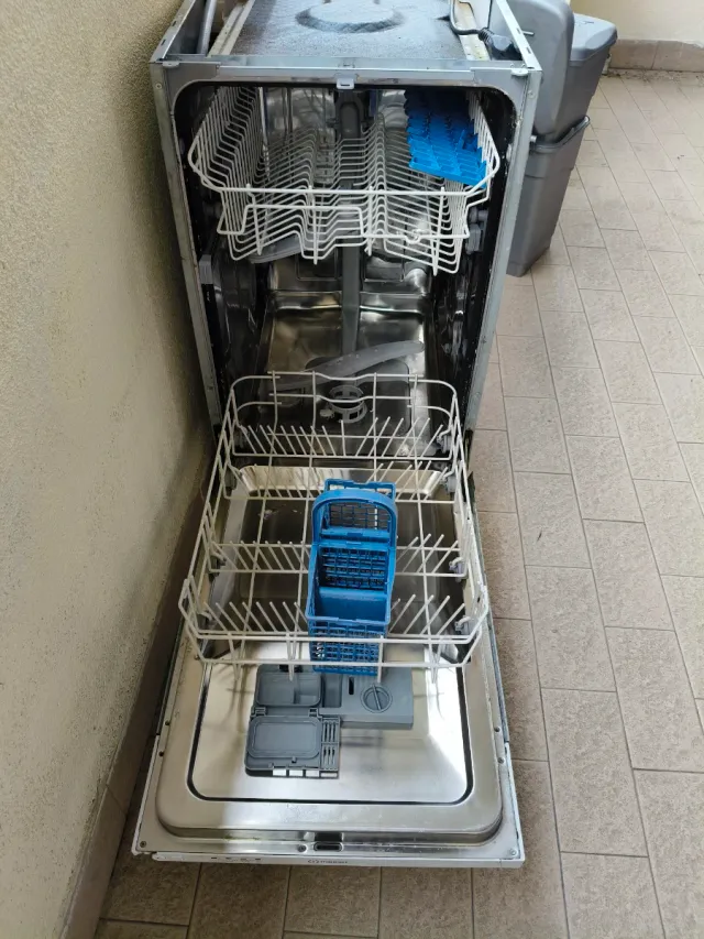 Lavastoviglie da incasso Indesit