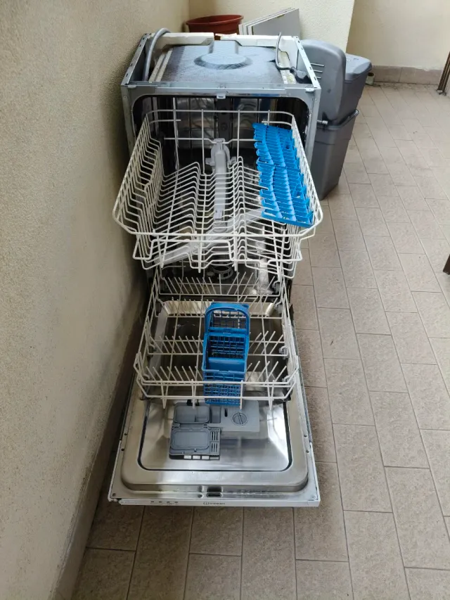 Lavastoviglie da incasso Indesit