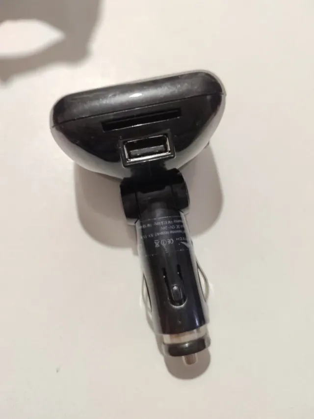 Trasmettitore FM Sytech per auto USB/SD/Aux