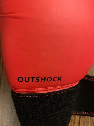 Guantes de boxeo Outshock 4oz rojos