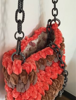 Tracollina uncinetto ciniglia marrone arancio