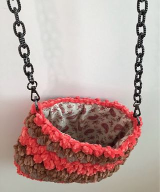 Tracollina uncinetto ciniglia marrone arancio
