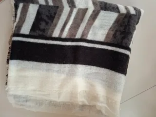 Chal bufanda Zara rayas blanco y negro