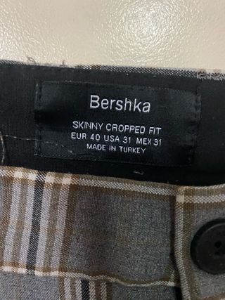 Pantalón cuadros Bershka gris