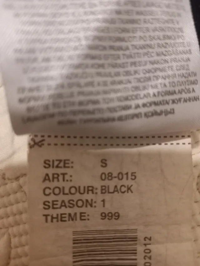 Camiseta negra manga corta Amisu