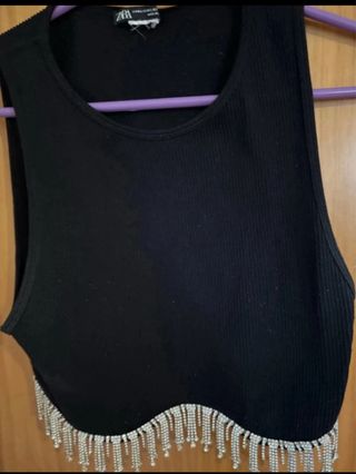 Top Zara Negro con Flecos de Strass