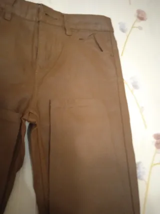 Pantalón Stradivarius Marrón